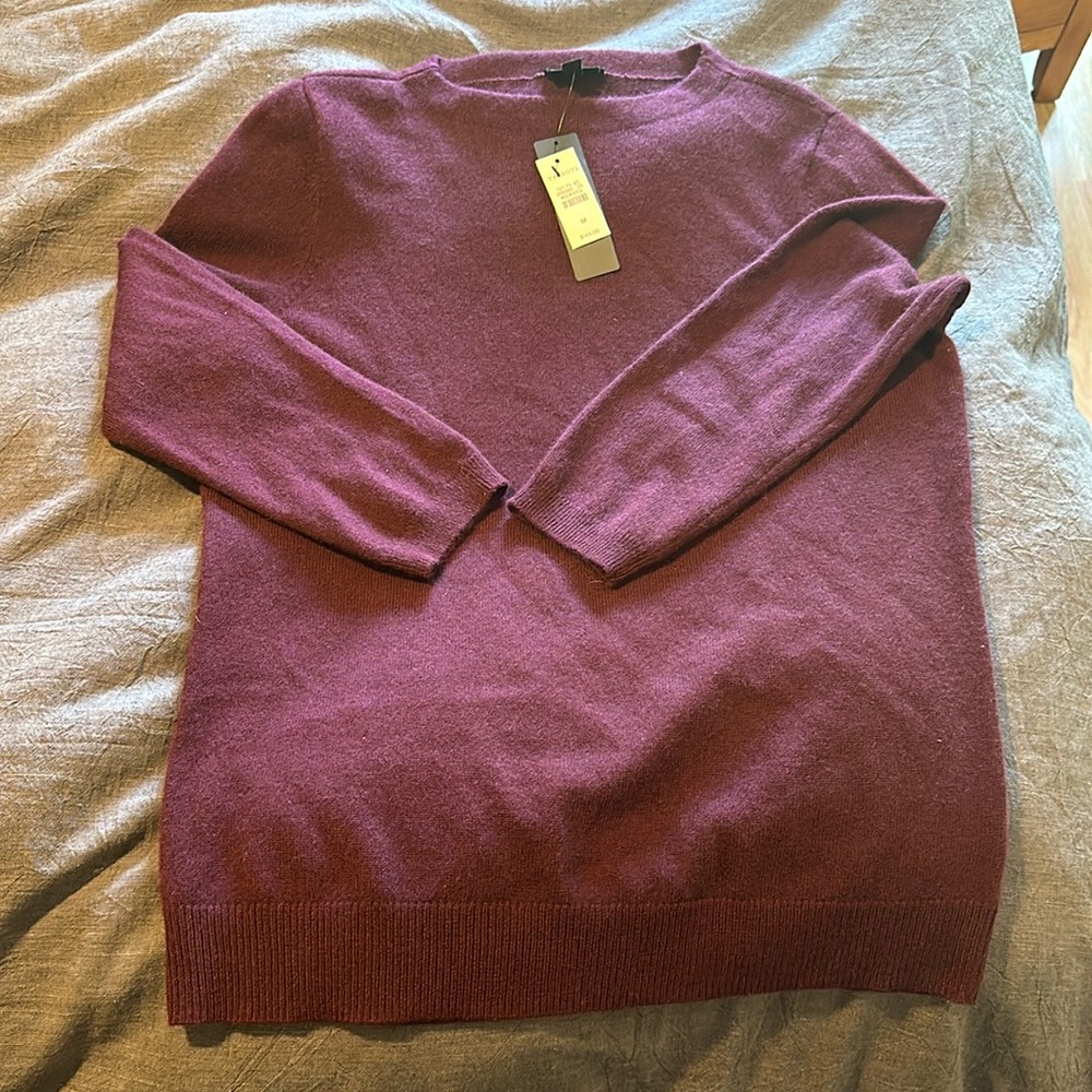 Maroon sweater